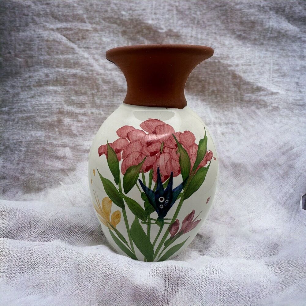 Vintage Red Pottery White Vase Floral Flower ‘92 Bedford Virginia Emerson Creek